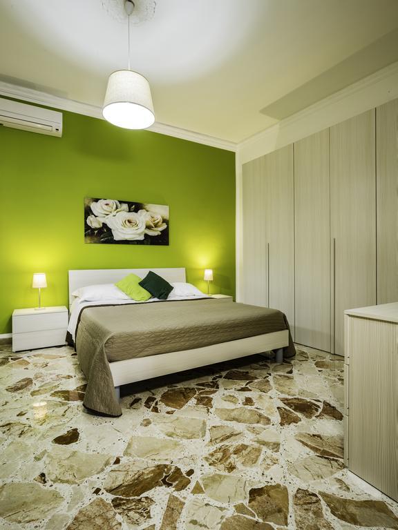 Airport Home & Bringo Car Rental Carini Bagian luar foto